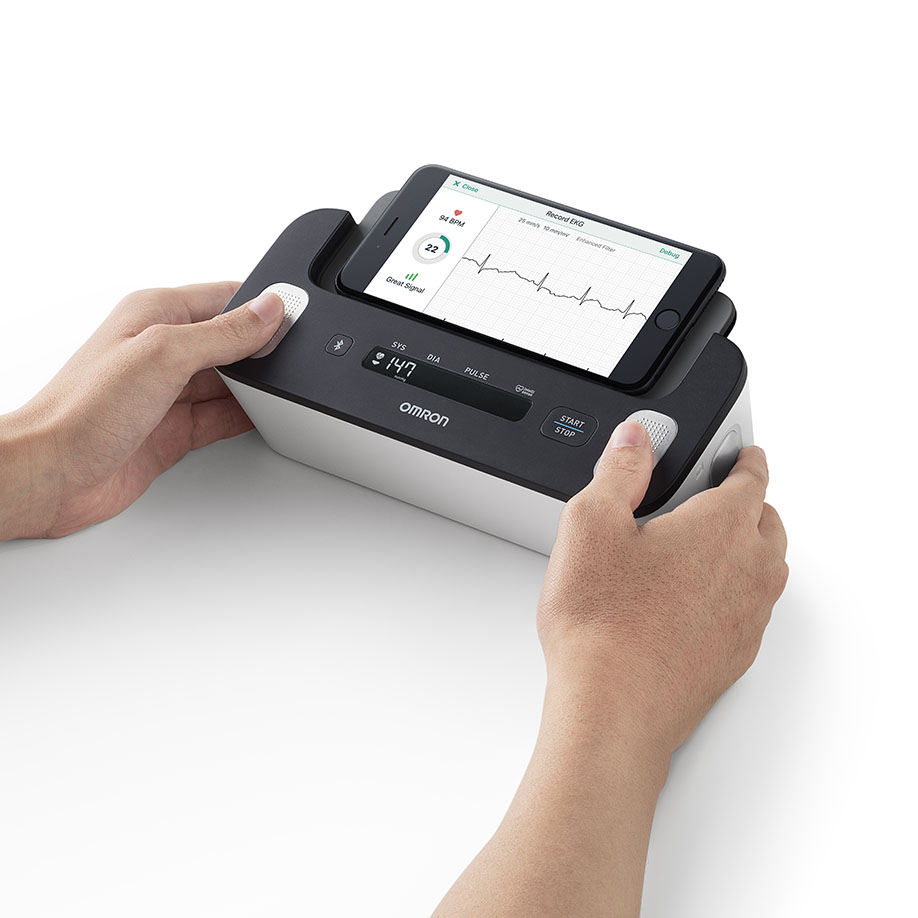 Omtr Machine OMRON Oberarm-Blutdruckmessgerät Complete mit EKG-Funktion | OMR HEM ...